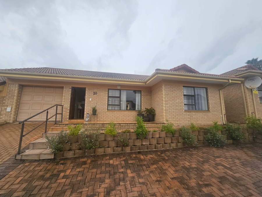2 Bedroom Property for Sale in Heather Park Western Cape